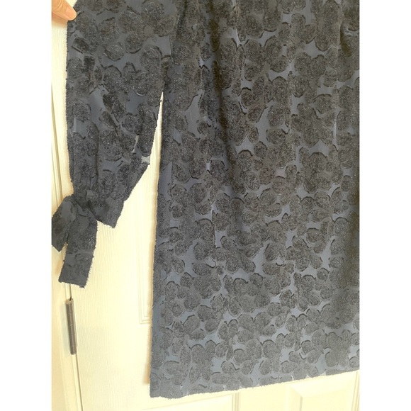 Banana Republic floral tie-sleeve shift dress - Picture 2 of 6